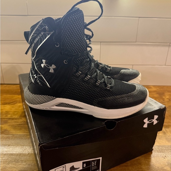 Under Armour Black and White Athletic High-Tops
Excellent condition. - Picture 1 of 6